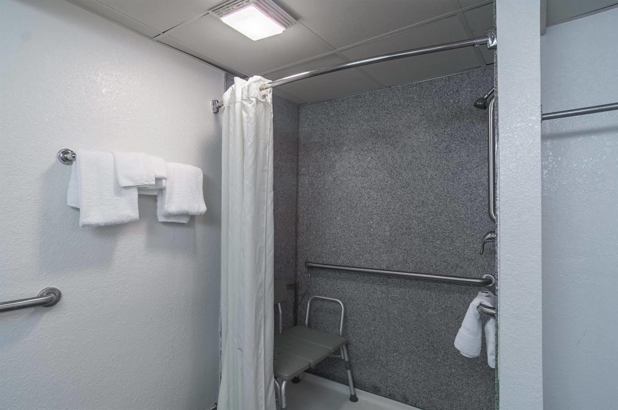 6-oklahoma City, Ok - South 4*